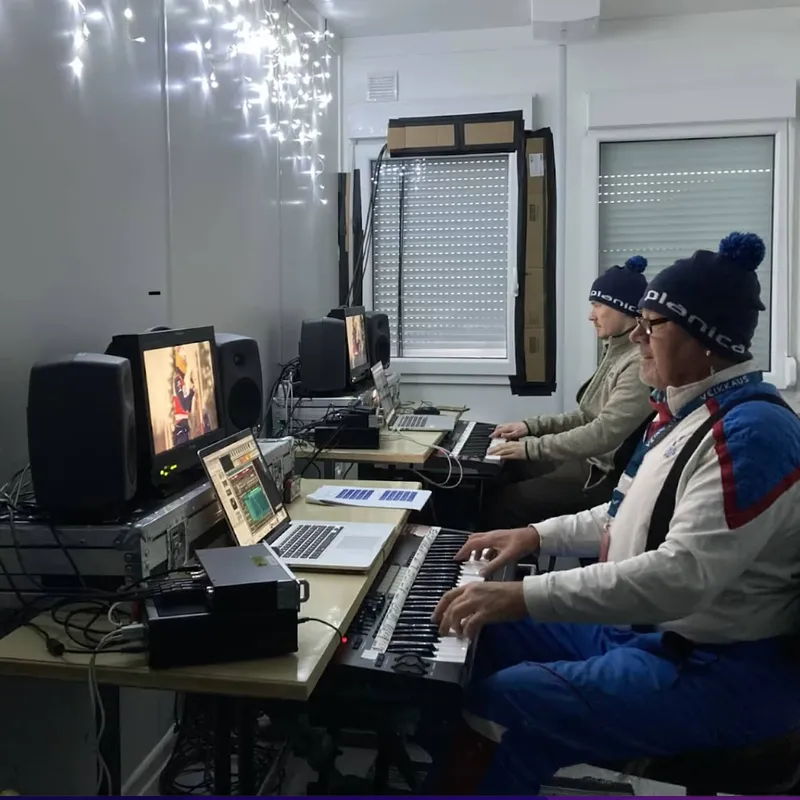 Hejdlöst haussande av egna aktier i DI-krönika, till botten med tunnelfilm och oäkta skidljud i tv artwork
