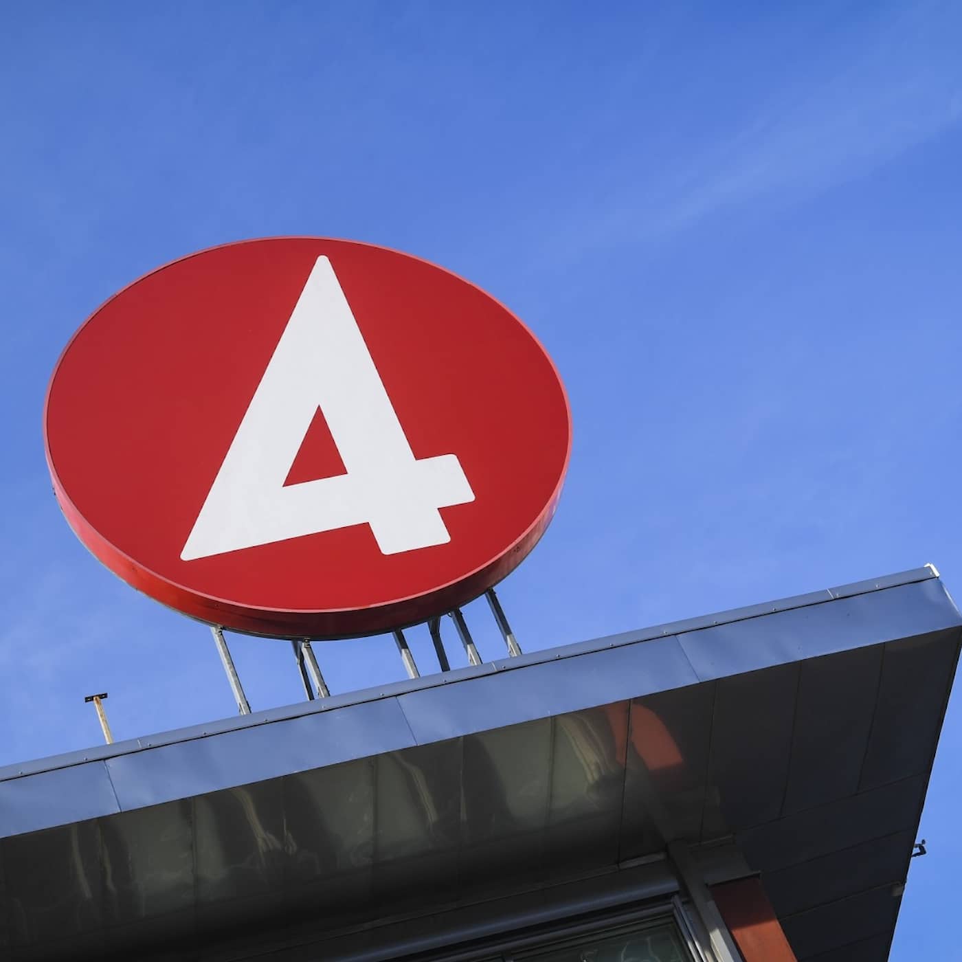 TV4 lämnar marknätet – är det slutet för “kommersiell public service”? artwork
