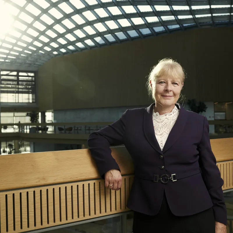 Marianne Kock fik sit første lederjob, fordi hun havde erfaring som bartender artwork