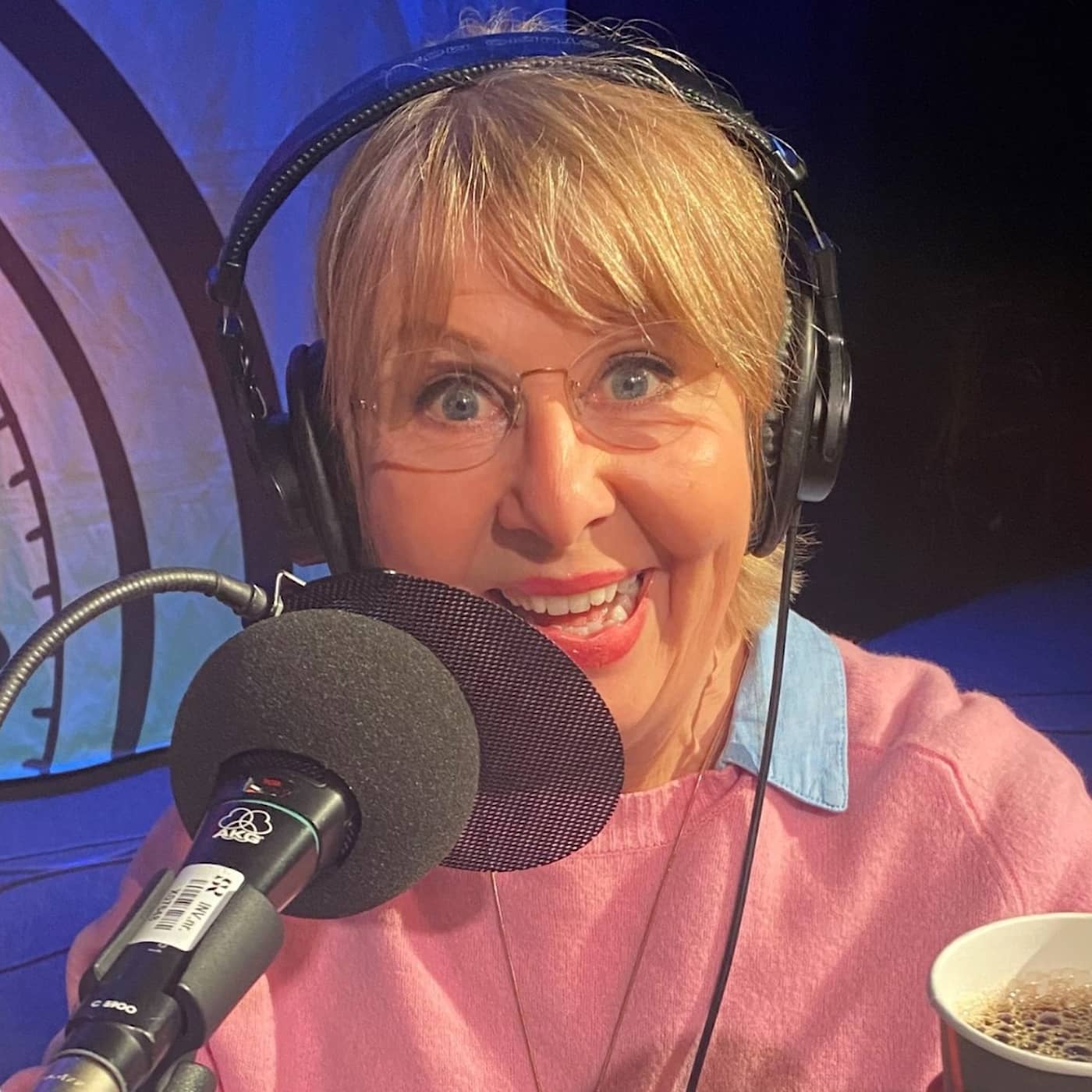 Därför har Pia Johansson slutat ta betalt för gammal ost artwork