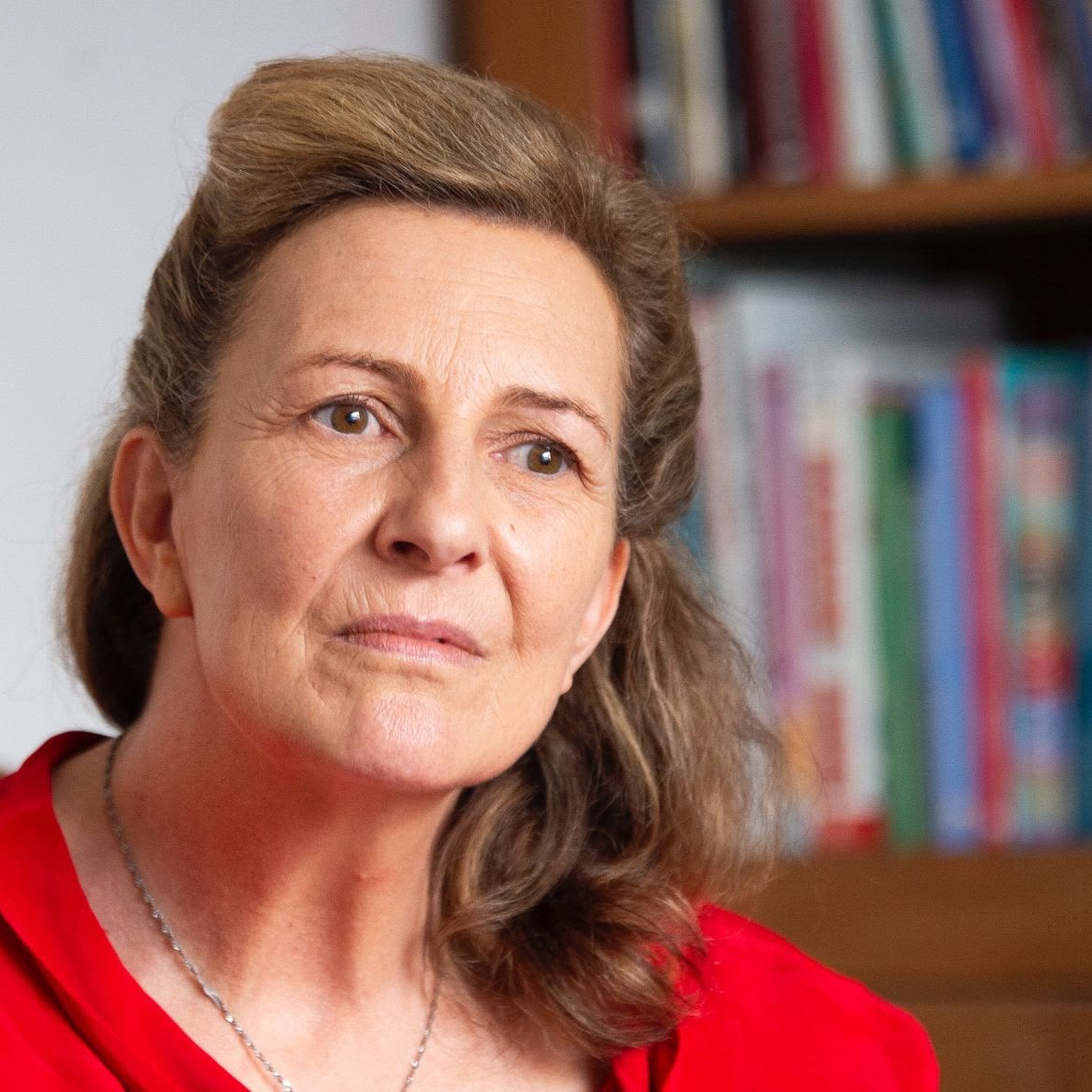 Mænd deler overgreb på deres bedøvede kærester på internettet. Amanda var en af dem artwork