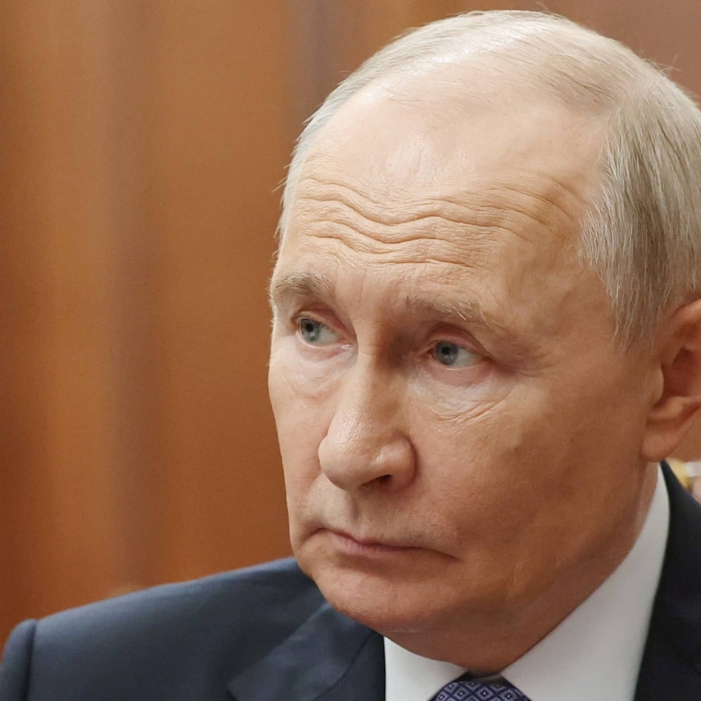 Så hotas Putins militärbas på Krim artwork