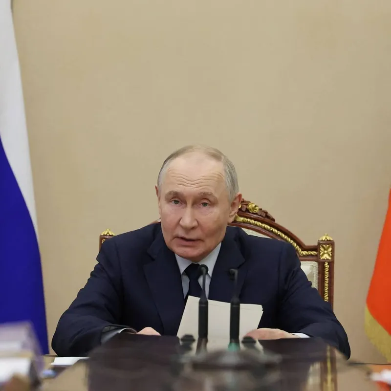 Putin pressad när rysk ekonomi blinkar rött artwork
