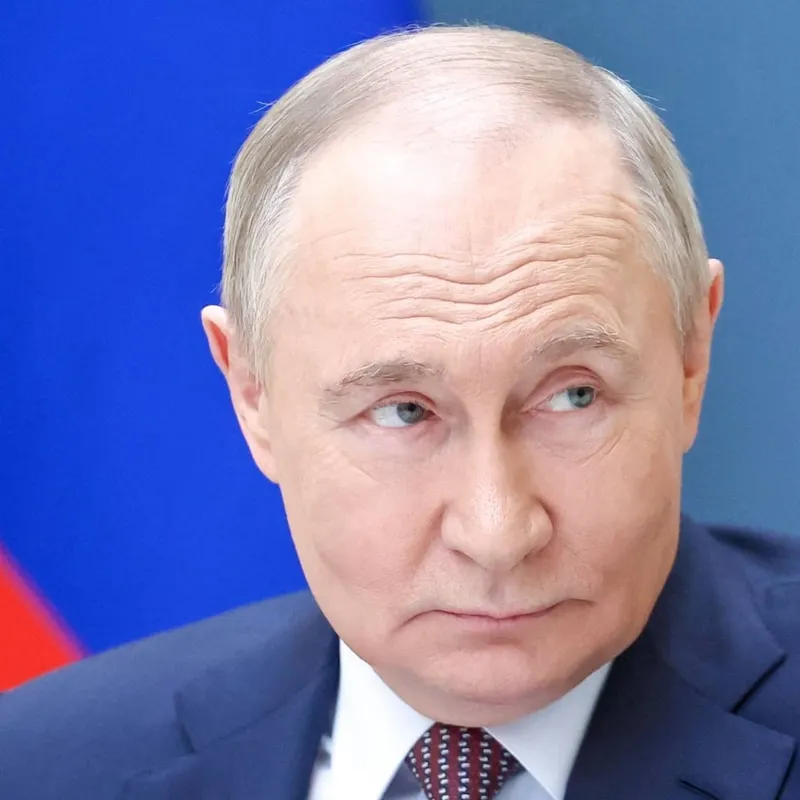Alla blickar riktas mot Putin artwork