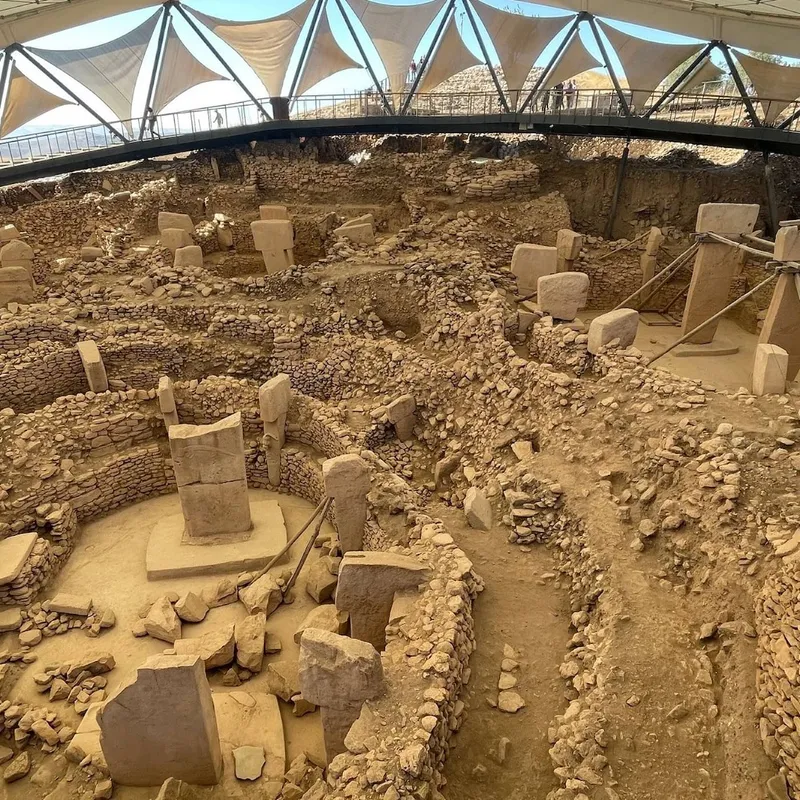 Göbekli Tepe - stenåldersplatsen som skriver om historien artwork