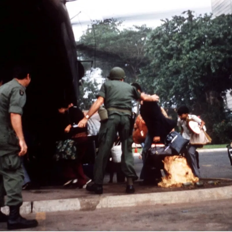 Vietnamkrigets sista timmar artwork