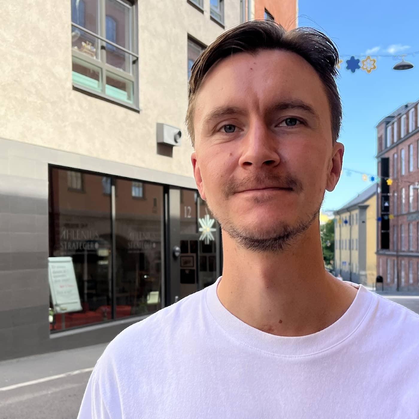 Kristoffer Olsson: Klart man förändras när man är nära att dö artwork