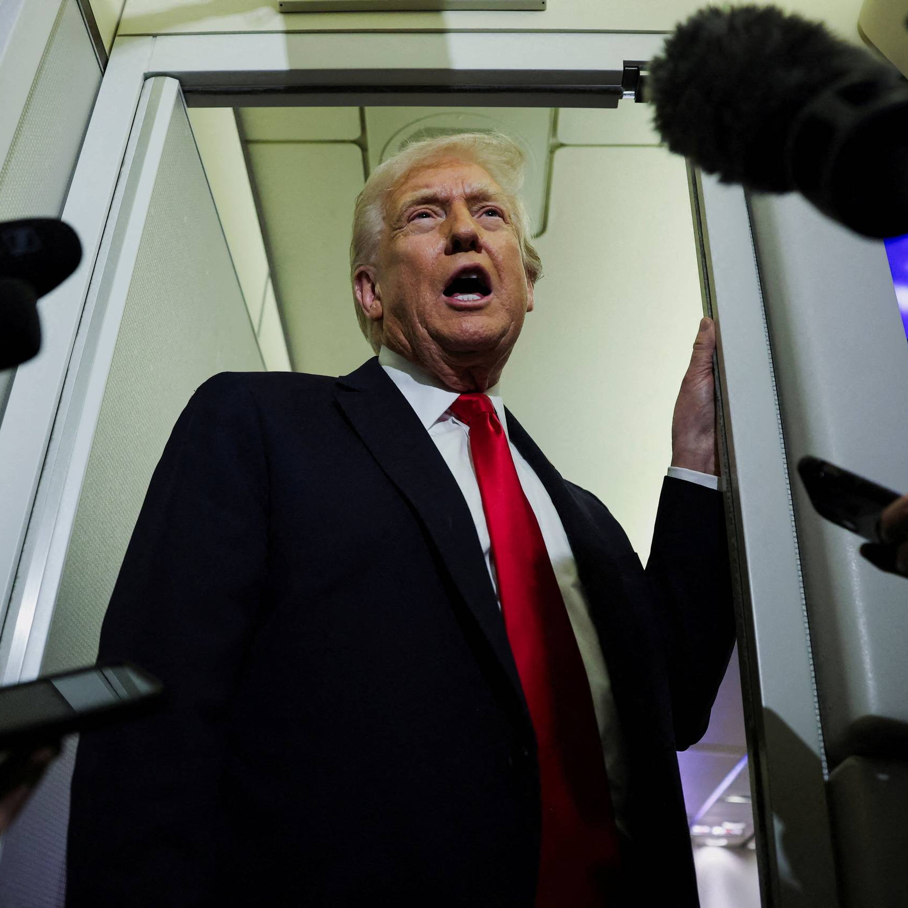 Vil Trump aflyse valg? artwork