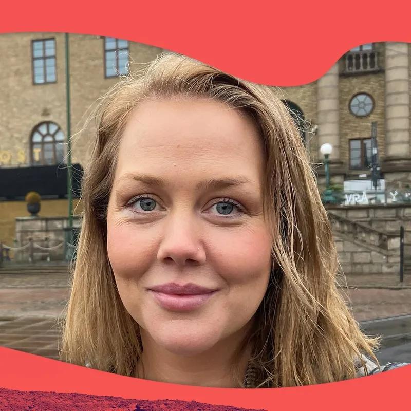 Katarina: ”Sluta gratta mig – jag är inte gravid!” artwork